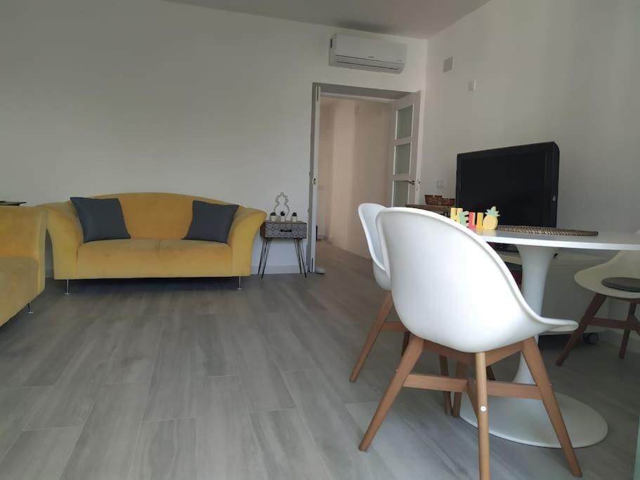 Apartmán Espectacular Piso En La Misma Plaza Del Mentidero. Cádiz Exteriér fotografie